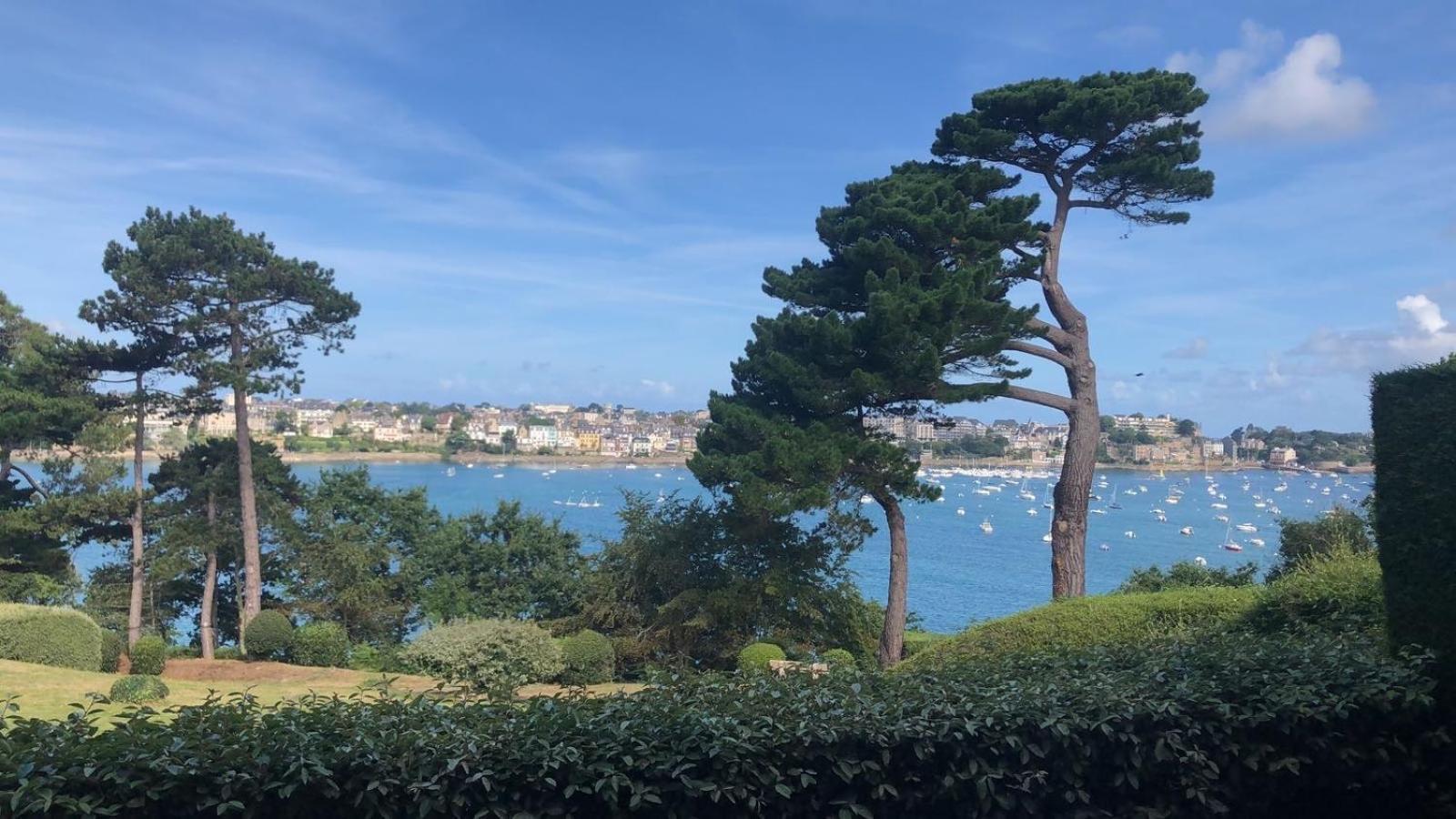 Appartement Vue Sur Mer Dinard Exterior foto